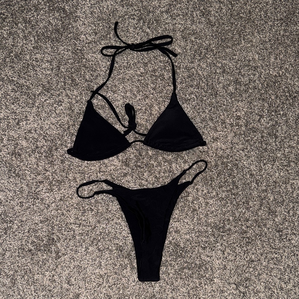 Matte Collection Women’s Black Triangle Bikini Two-Piece Swimsuit Size S